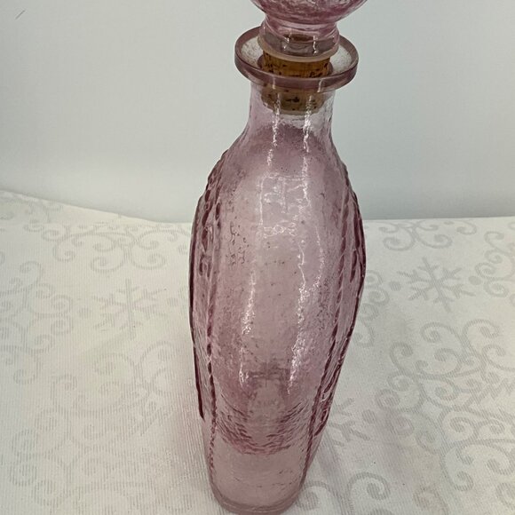 Vintage Lord Calvert Pink Whiskey Decanter 1961 With Stopper & Embossed Design - Picture 5 of 8